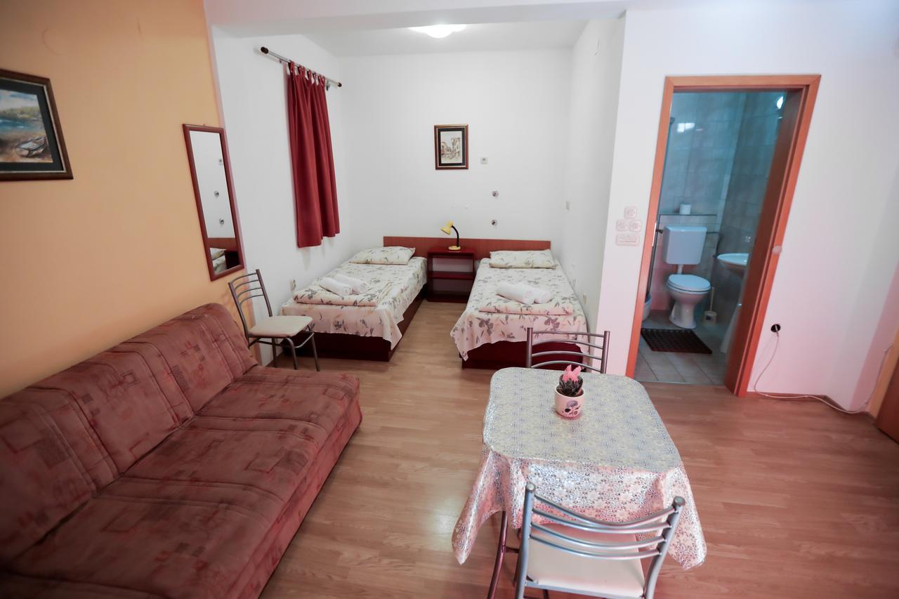 Bakal Apartments Ohrid Buitenkant foto