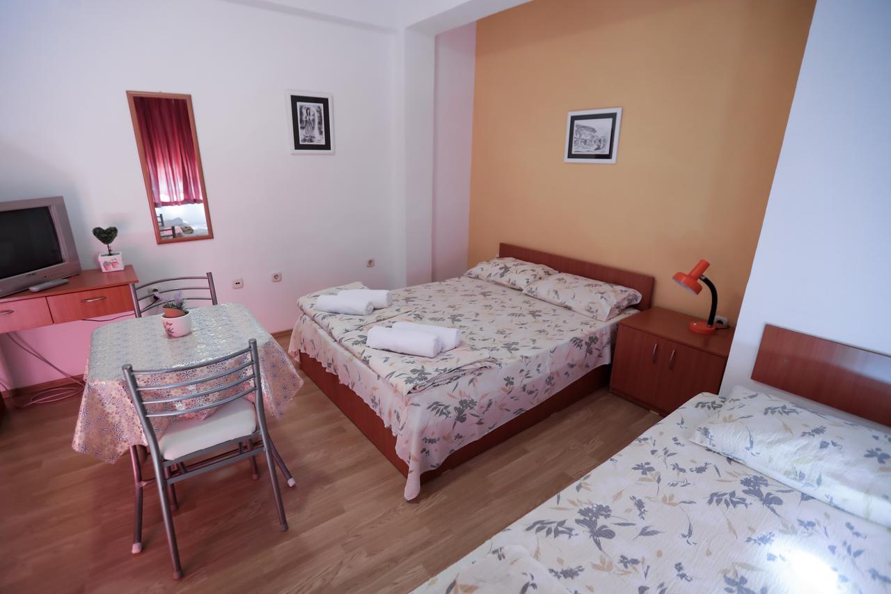 Bakal Apartments Ohrid Buitenkant foto